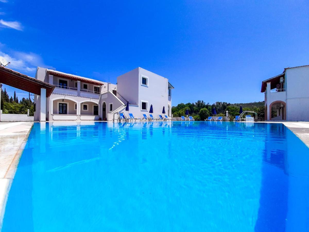 Spiridoula 1 & * Sidari (Corfu)