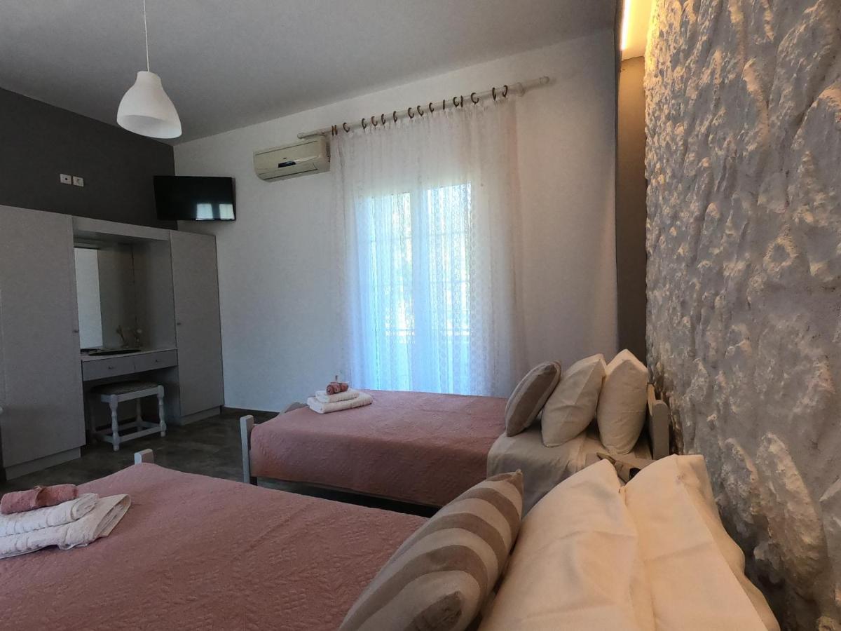 Spiridoula 1 Studios&apartments *