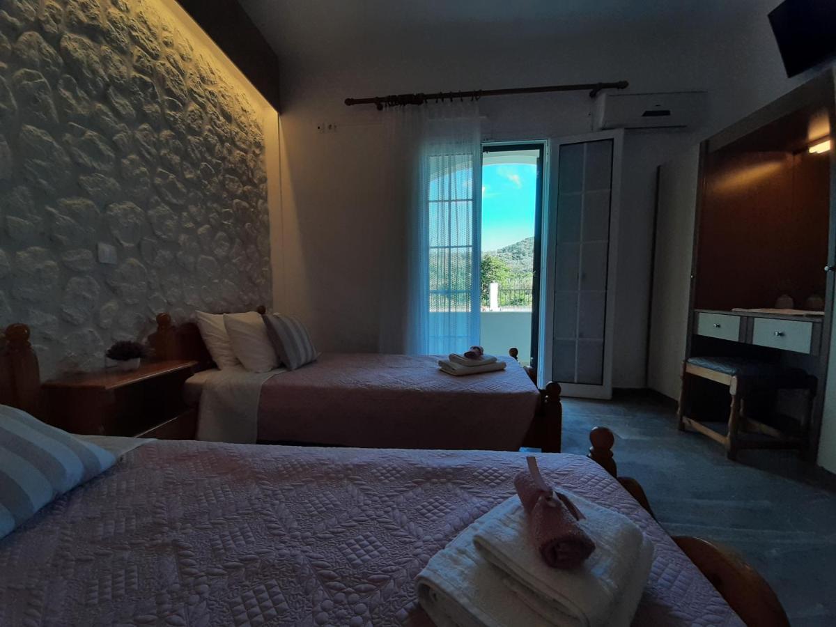 Spiridoula 1 Studios&apartments